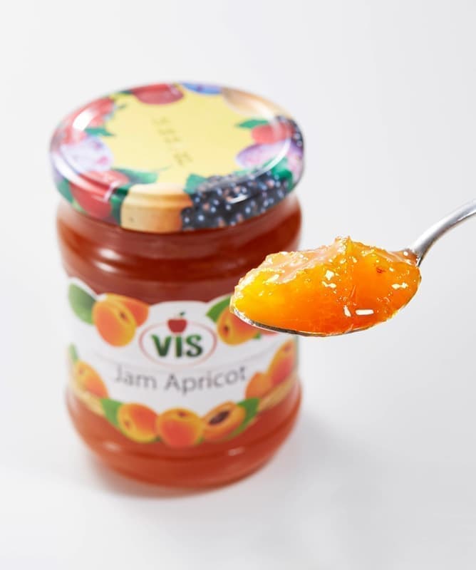 moldova-organic_jam_apricot-2.jpg