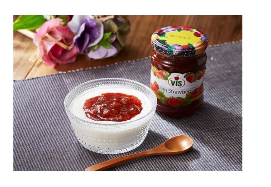 moldova-market-jam04.jpg
