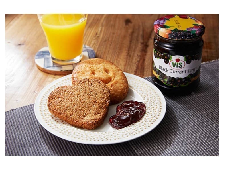 moldova-market-jam04.jpg