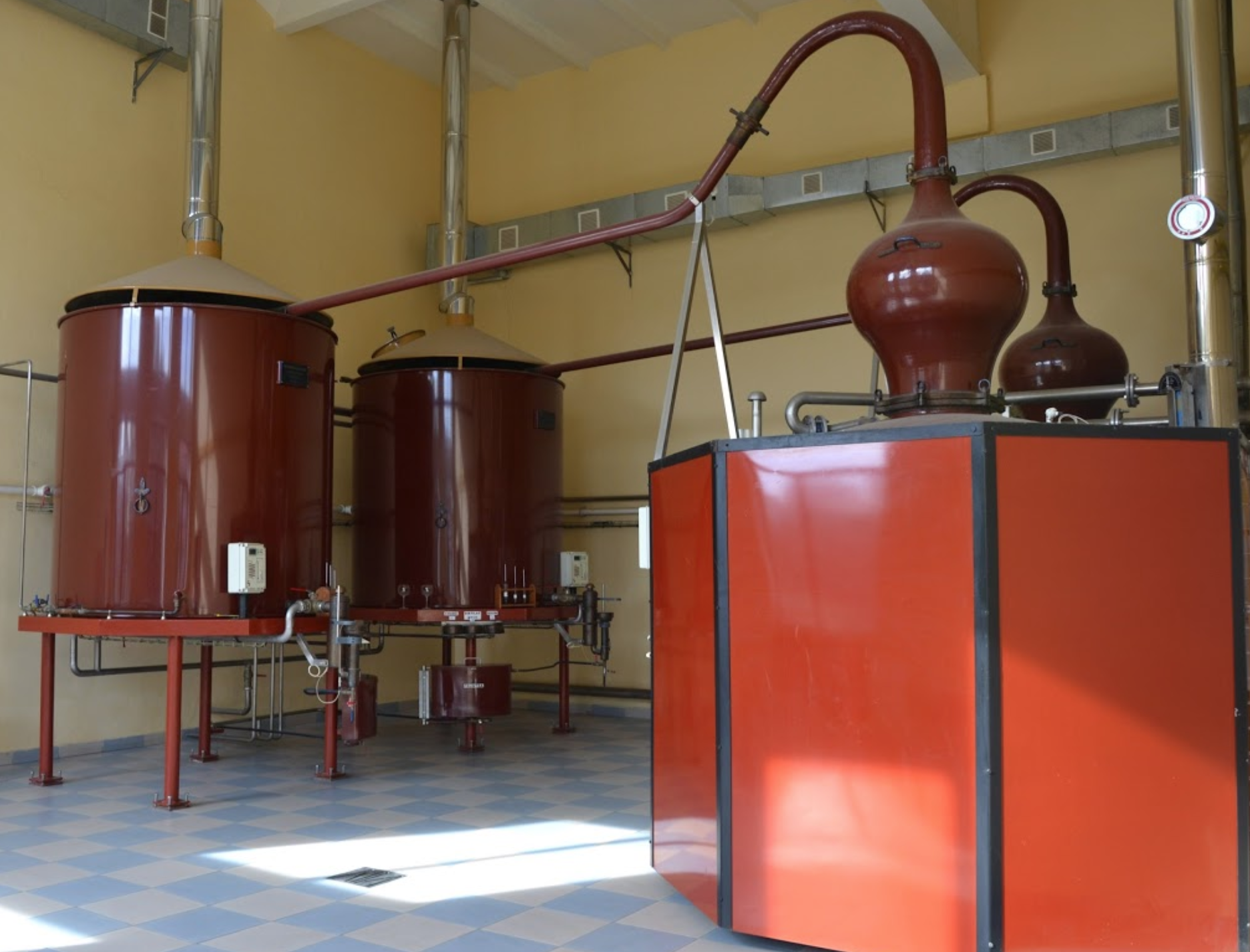 モルドバワイン・モルドバマーケット・CHATEAU-COJUSNA-GRAPPA・MOLDOVA WINE