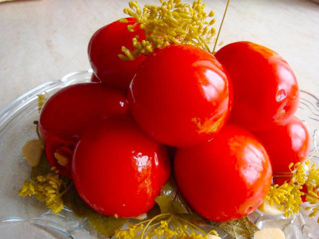 moldova market organic Bottle foods  モルドバ マーケット オーガニック トマトのマリネ