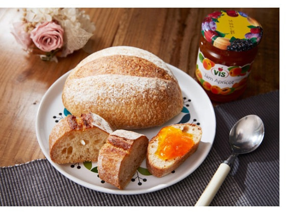moldova-market-jam01.jpg